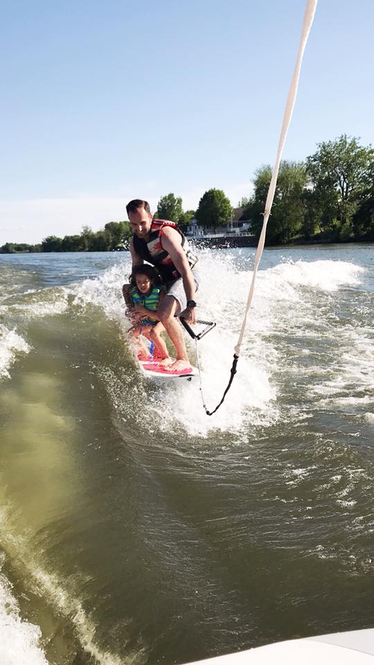 ON TESTE LE NOUVEAU BATEAU À PAPA